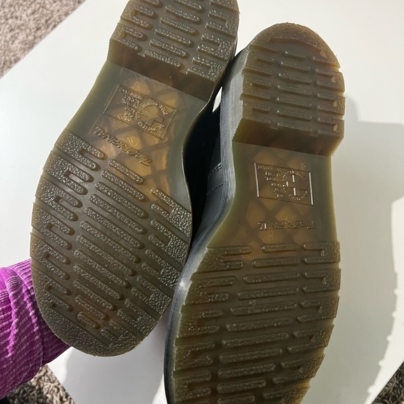 - Dr. Marten boots size 6 - Picture 8 of 8